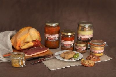 
Our area of ​​activity for this service Distributor of French fine poultry